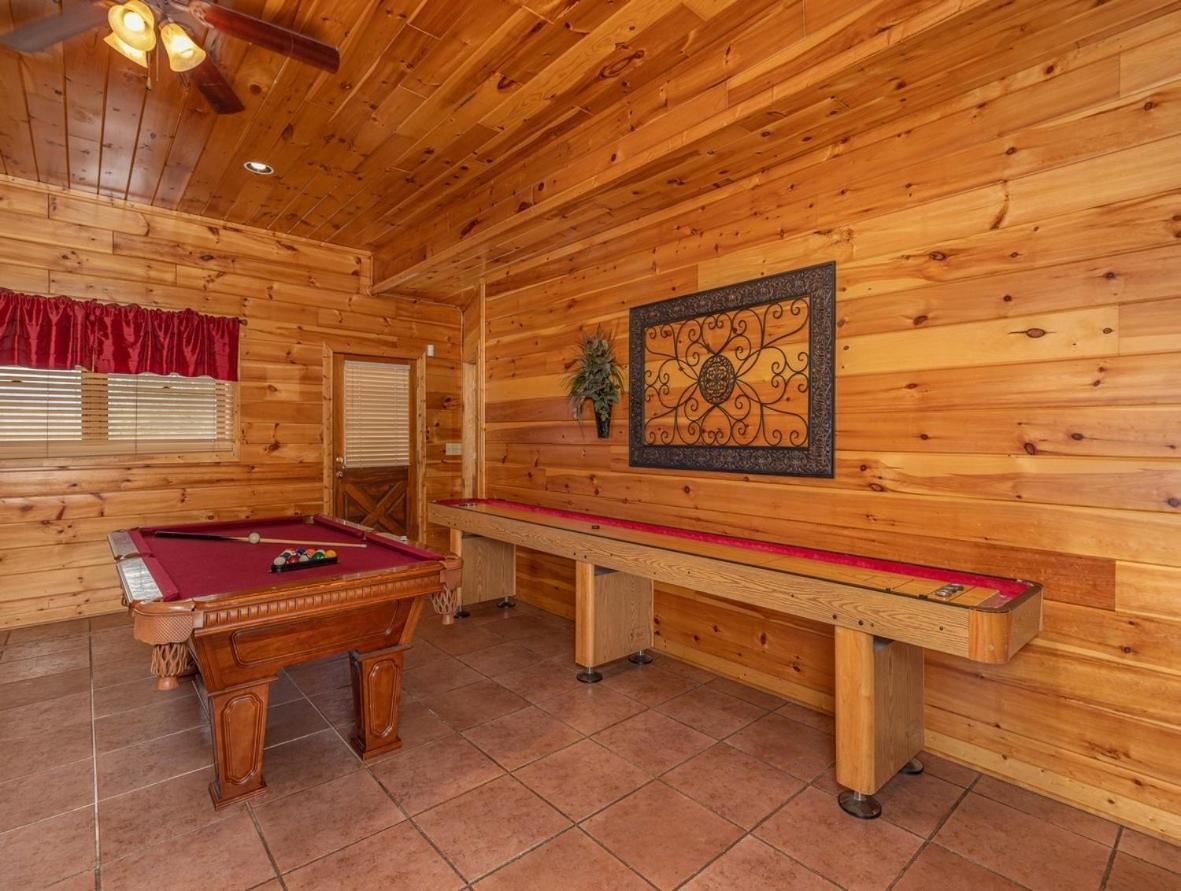 Spacious Party Hut Near Attractions McCookville Exterior photo